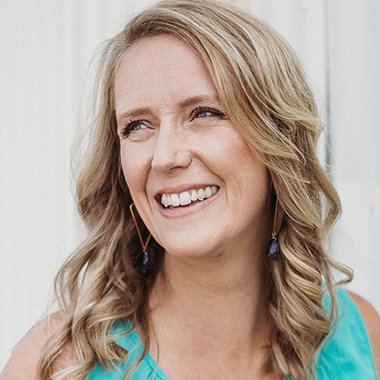 Lisa S. - Freelance Graphic Designer