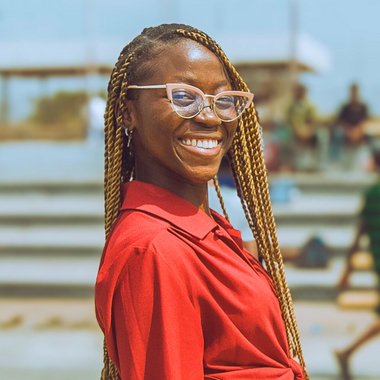 Adeyemi (. - Freelance Ui Designer