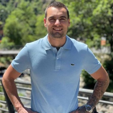 Christian R. - Freelance Web Developer