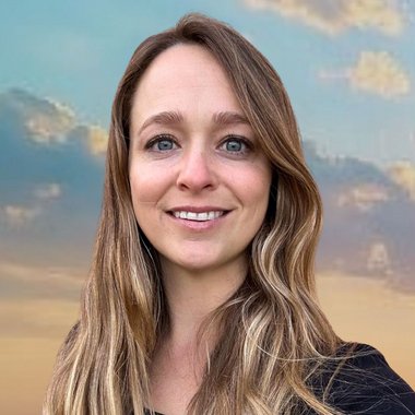 Rebecca S. - Freelance Digital Marketer