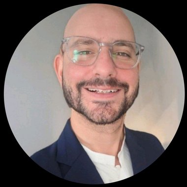 lucas v. - Freelance Web Developer