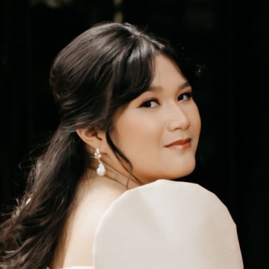 Patrisha H. - Freelance Presentation Designer