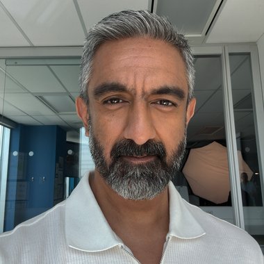 Awais M. - Freelance Presenter