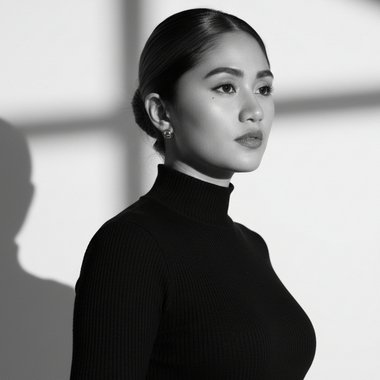 Marianne V. - Freelance Web Designer