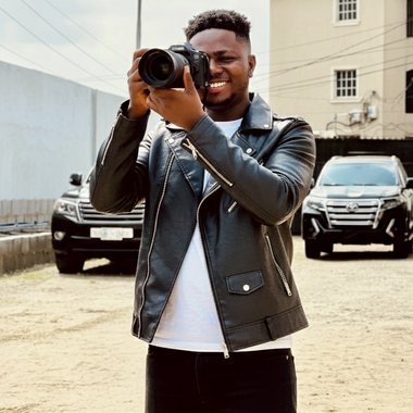 Samuel V. - Freelance Camera Operator