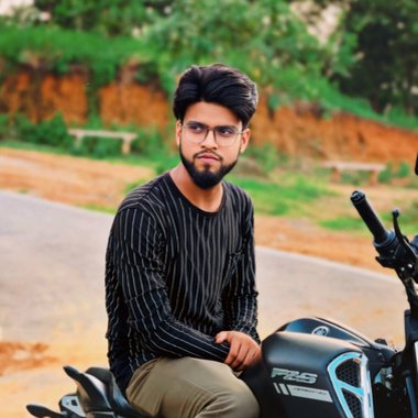 Abu S. - Freelance Graphic Designer