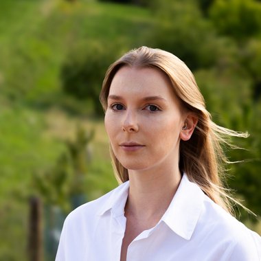 Linda C. - Freelance Graphic Designer