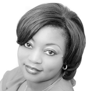 Aundrea D. - Freelance Designer