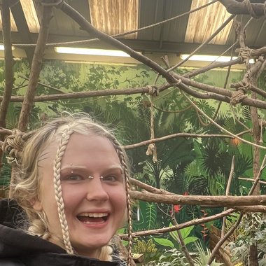 Matilda R. - Freelance Artist