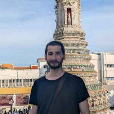 Emil M. - Freelance Web Developer