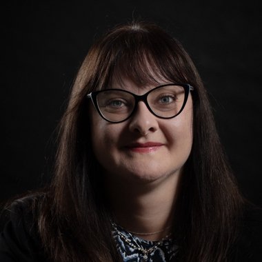 Alessandra B. - Freelance Brand Designer