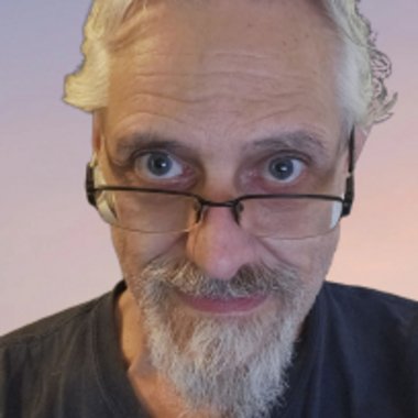 Robert M. - Freelance Brand Designer