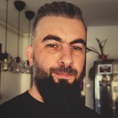 Haris H. - Freelance 3d Visualizer