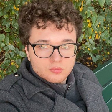 Liam O. - Freelance Copywriter