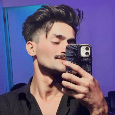 Ali H. - Freelance Singer