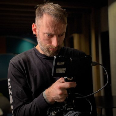 Julien S. - Freelance Videographer