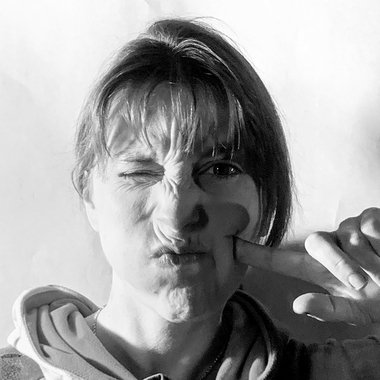 Hilary I. - Freelance Graphic Designer