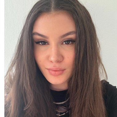 Giulia M. - Freelance Social Media Freelancer