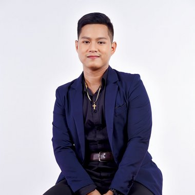 Mark2cabuag - Freelance Brand Designer