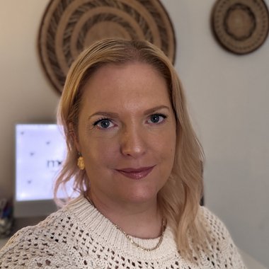 Claire W. - Freelance Digital Marketer