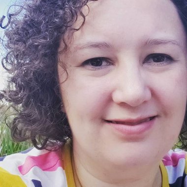 Angela G. - Freelance Web Developer