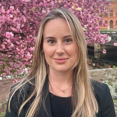 Angelina B. - Freelance Content Creator