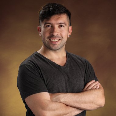 Danilo V. - Freelance Videographer