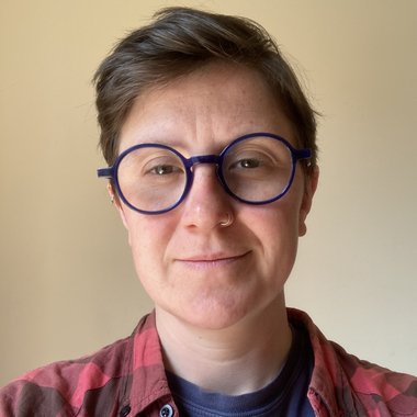 Shey H. - Freelance Copywriter