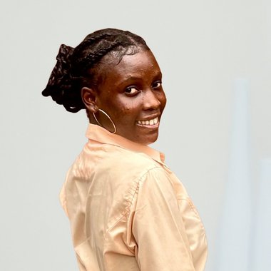 Blessing O. - Freelance Social Media Freelancer