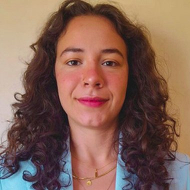 Flavia C. - Freelance Product Designer