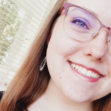 Hannah I. - Freelance Book Illustrator