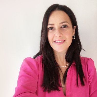 Alné S. - Freelance Packaging Designer