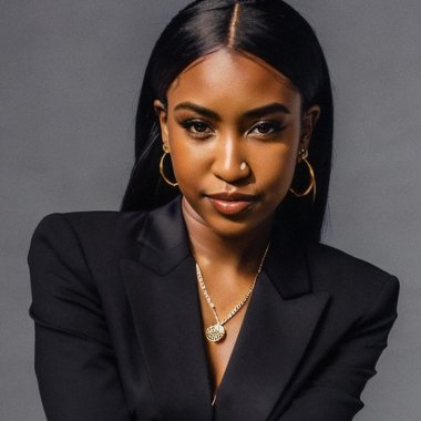 Tshimologo - Freelance Digital Marketer