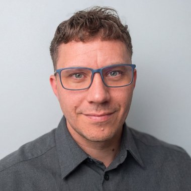 Andrzej I. - Freelance Image Editor