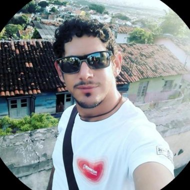 Jonas R. - Freelance Developer