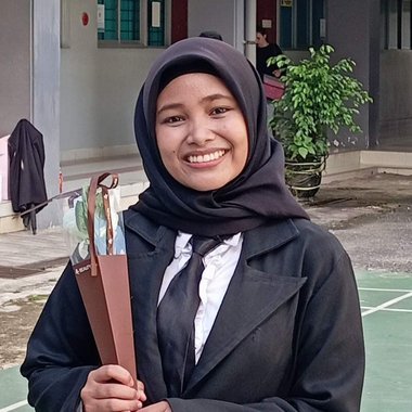 Putri A. - Freelance Content Creator