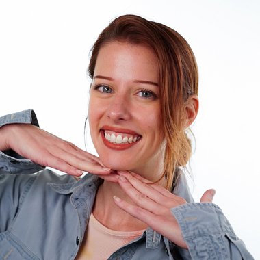 Kylie M. - Freelance Video Editor