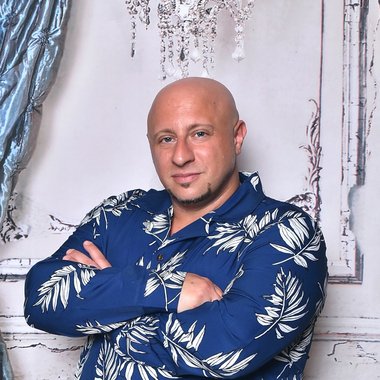 Mike H. - Freelance Videographer