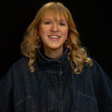 Maya D. - Freelance Social Media Freelancer