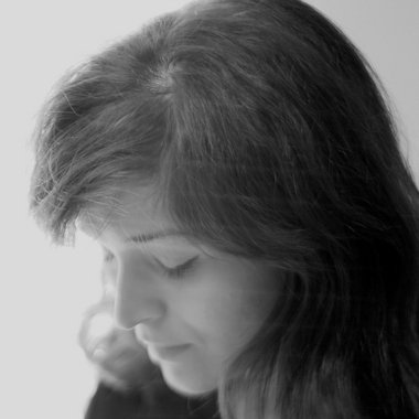 MARIANNA R. - Freelance Designer
