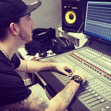 mvscatbeats - Freelance Mixing Engineer