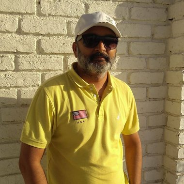 Niraj B. - Freelance Graphic Designer