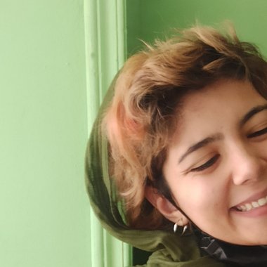 Narges A. - Freelance Graphic Designer