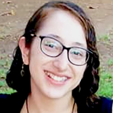 Veronica G. - Freelance Brand Designer