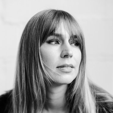 Mia T. - Freelance Graphic Designer