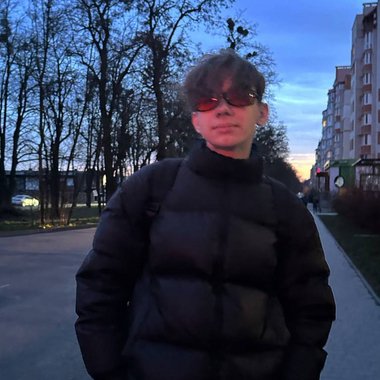 Max Y. - Freelance Audio Engineer