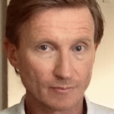 Jona Z. - Freelance Actor