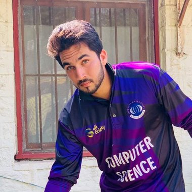 Daniyal A. - Freelance Web Developer