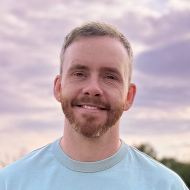 Jarrad P. - Freelance Graphic Designer