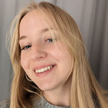 Anastasiya B. - Freelance Web Designer